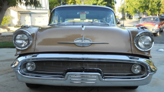 Illustration for article titled Survivor 1957 Oldsmobile Super 88 Fiesta Wagon is rare and beautiful